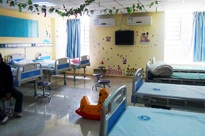 成都哪家醫院治癲癇病好?孩子發燒抽搐應該怎么做?